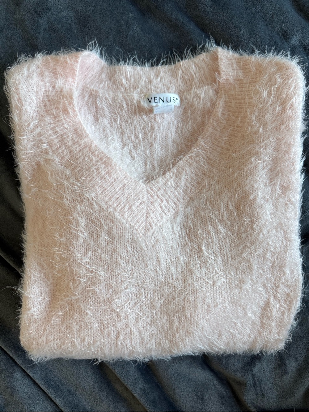 VENUS Women's Fuzzy V-Neck Sweater in Light Blush Small